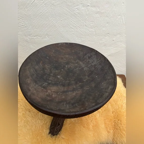 Antique African Igbo Stool - Picture 4 of 7